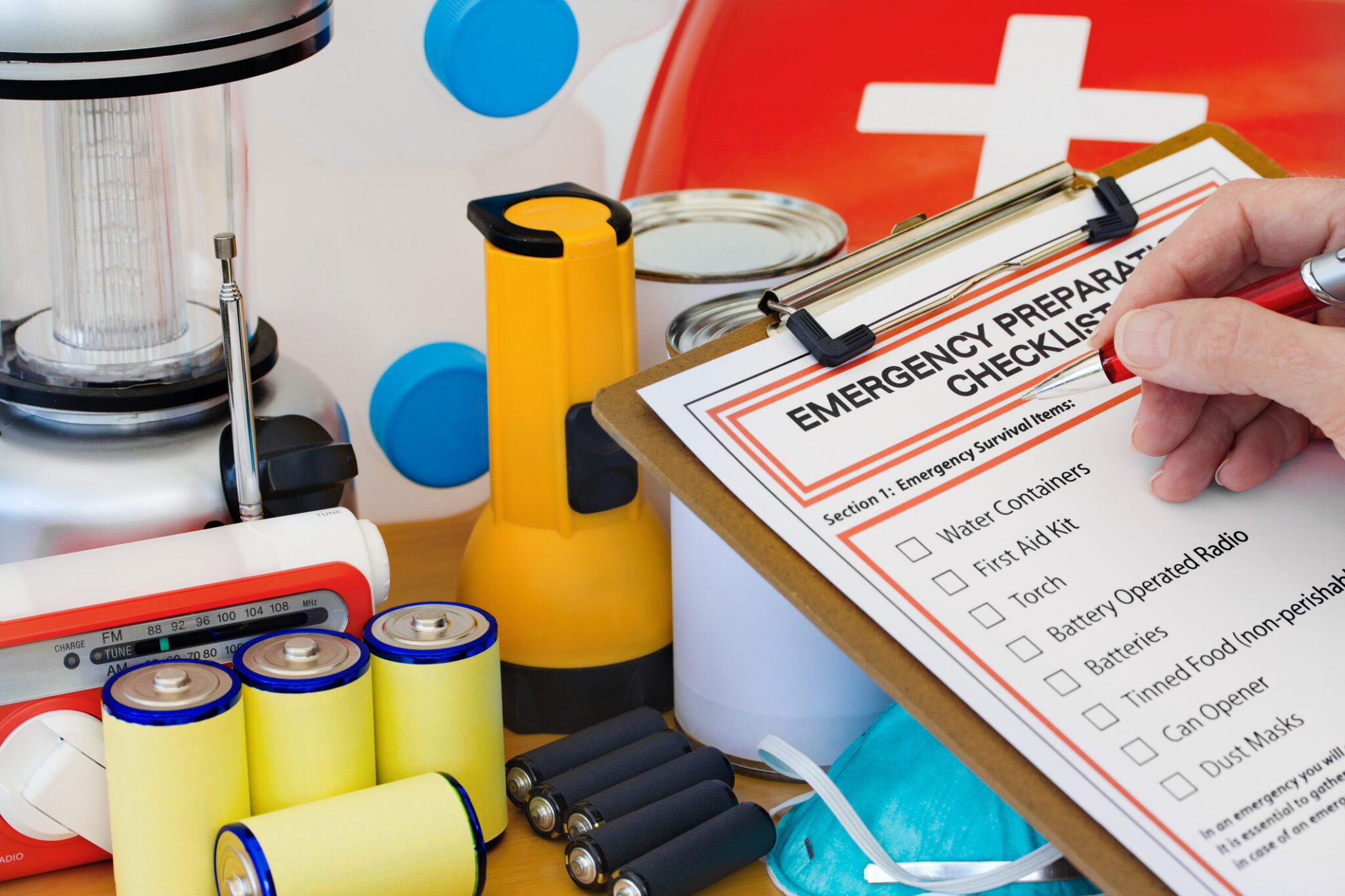 DIY EMERGENCY PREP KIT - Cactus Diaries